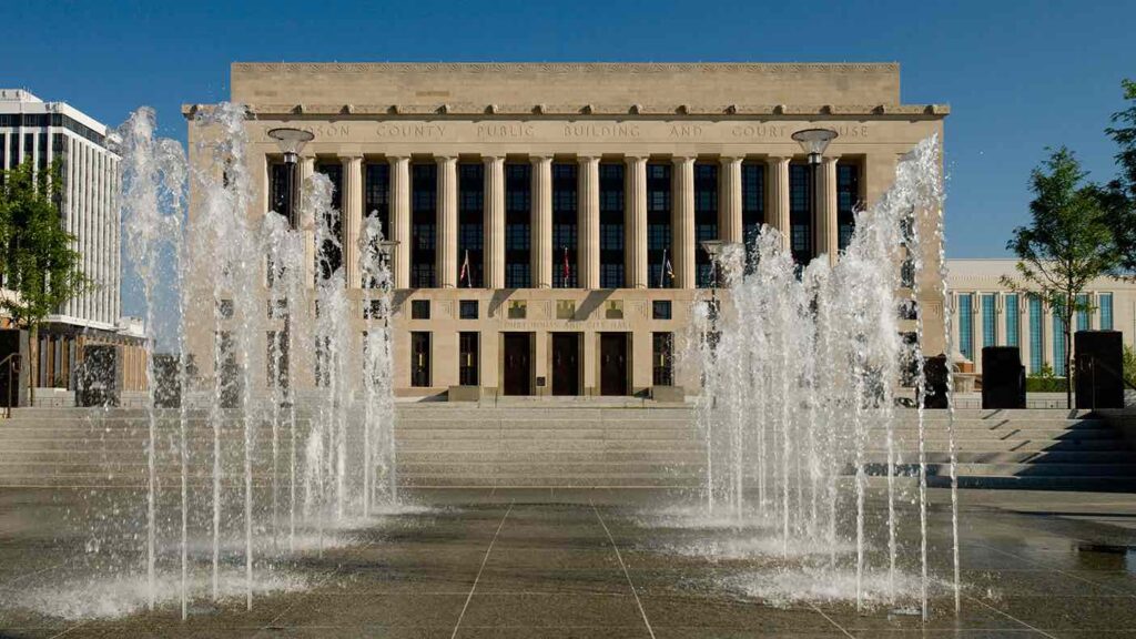 Courthouse downtown Nashville parking location for Titans Games